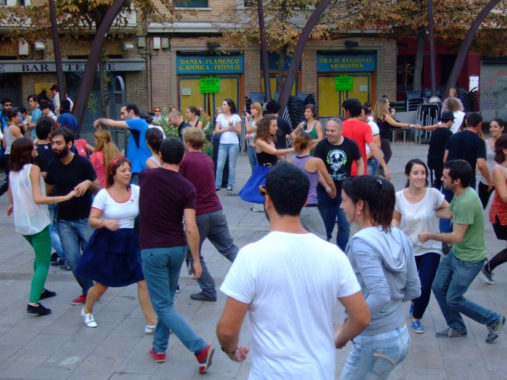Decenas de parejas han disfrutado del swing