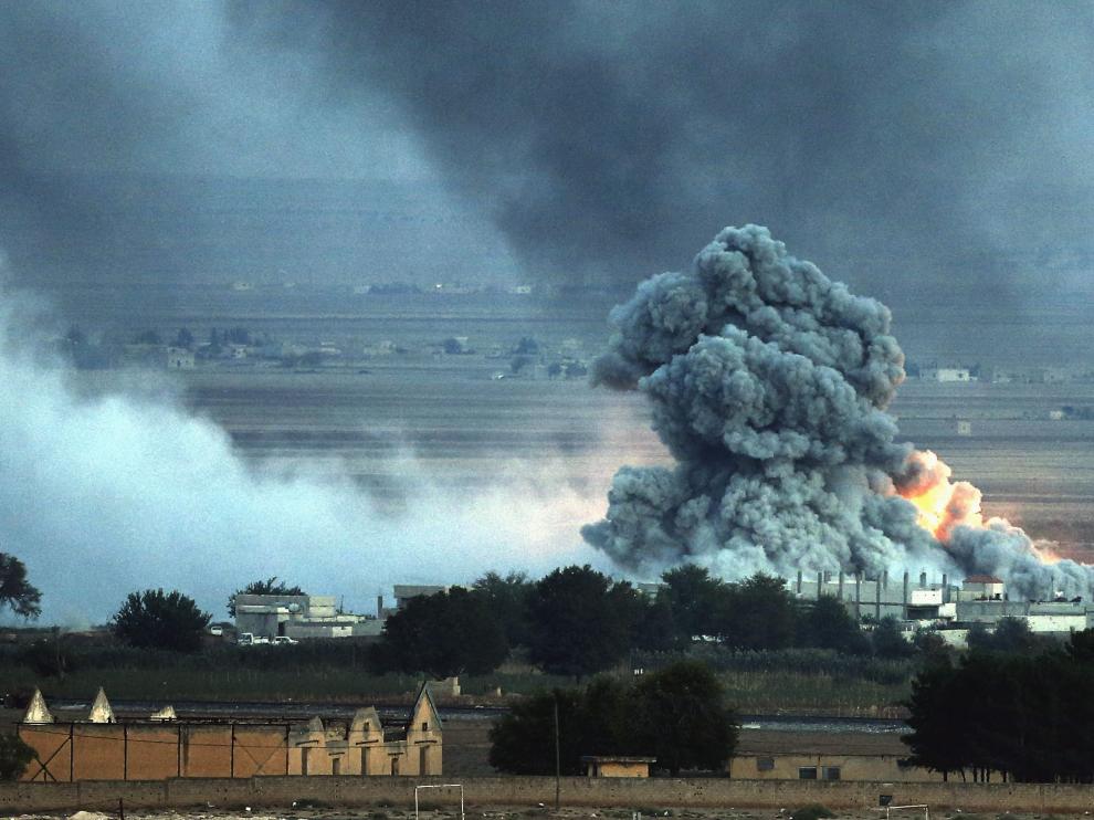 Bombardeos en Kobani