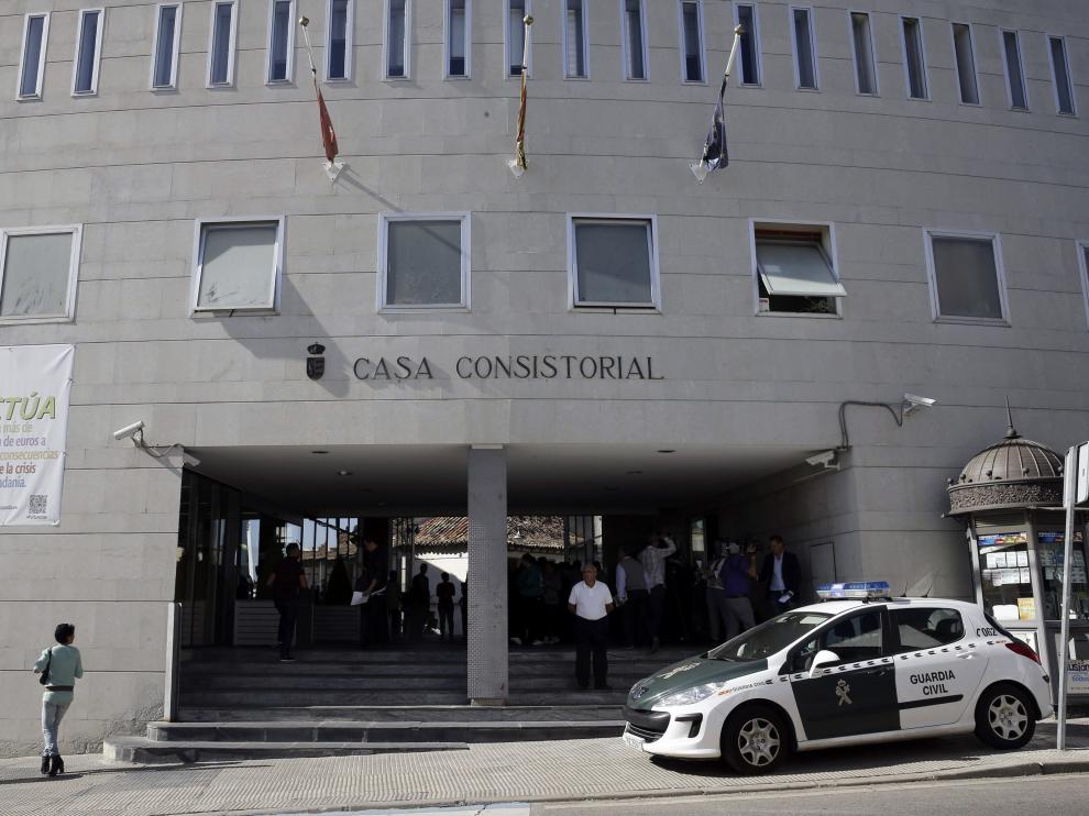 Las autoridades se llevaron multitud de documentos del Ayuntamiento de Parla
