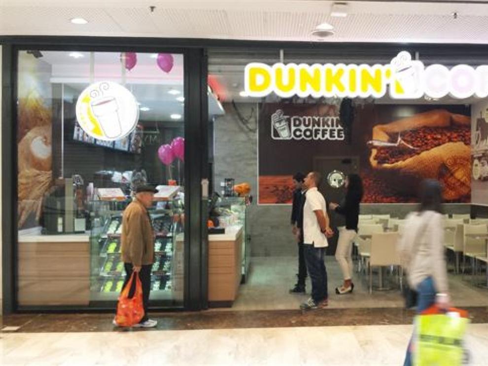 La marca Dunkin' Coffe abre su primera tienda en Grancasa