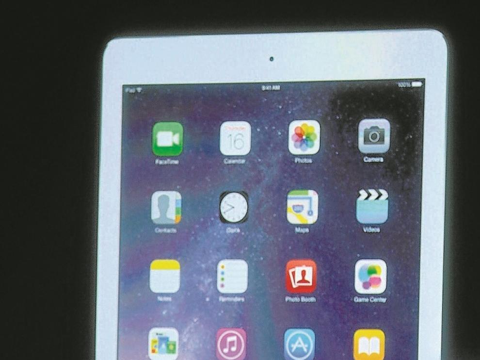 Tim Cook, durante la presentación del iPad Air 2.