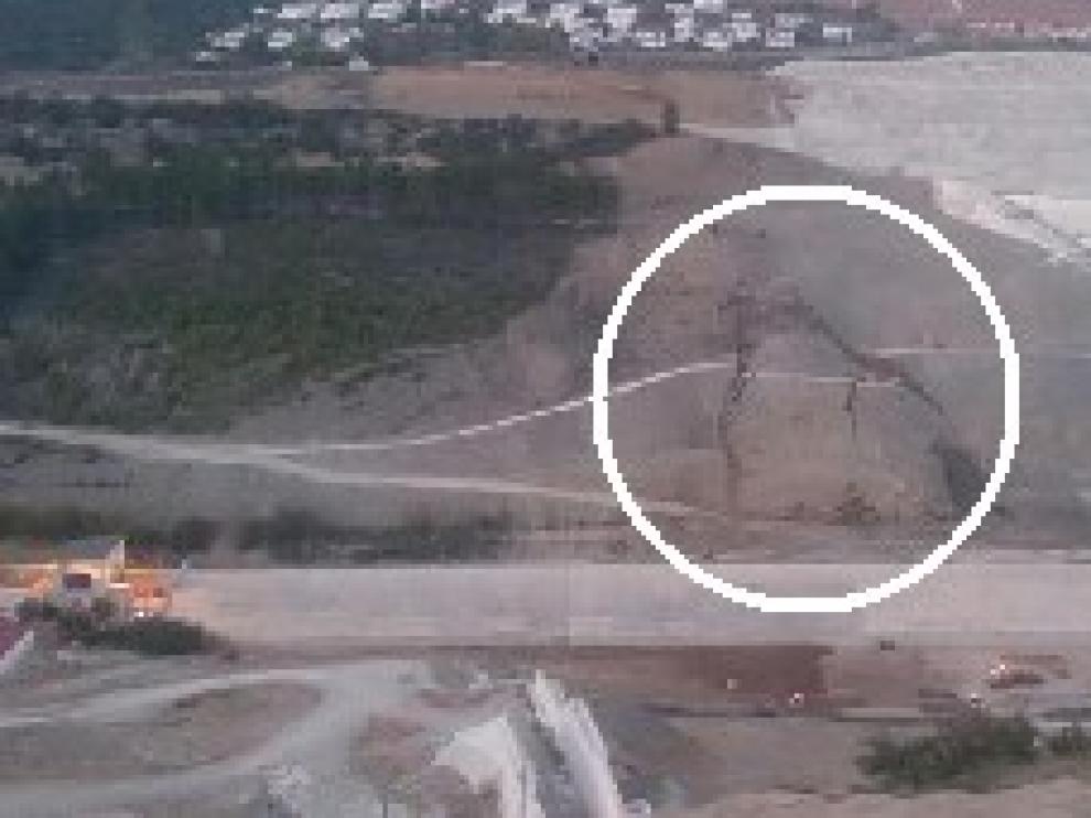 Se desprende parte de la ladera durante las obras de Yesa