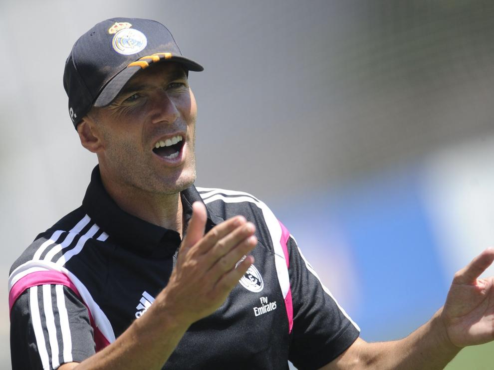 Zidane, durante un entrenamiento con el Castilla