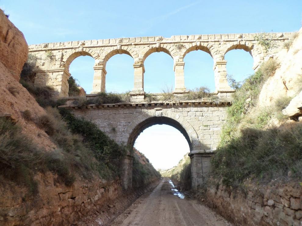 Puente de la Torica, punto característico de la Vía Verde.