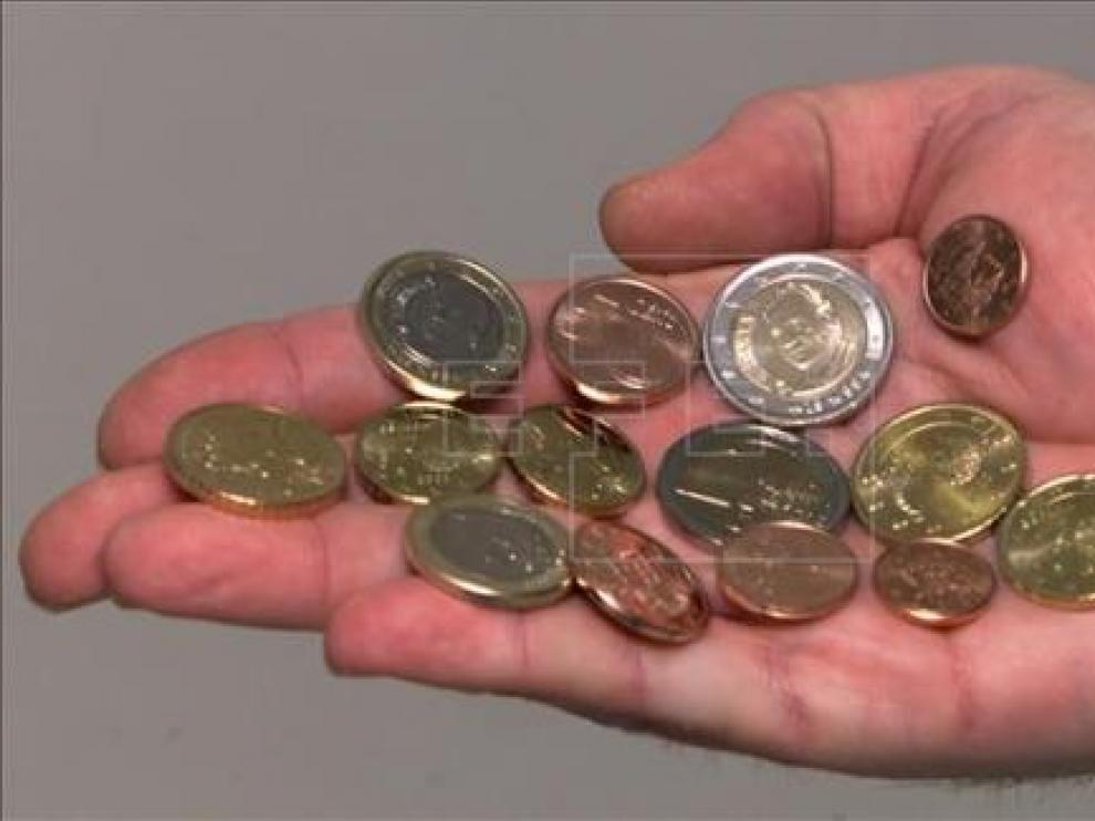 Las monedas de 1 y 2 euros con la efigie de Felipe VI circularán a partir de enero