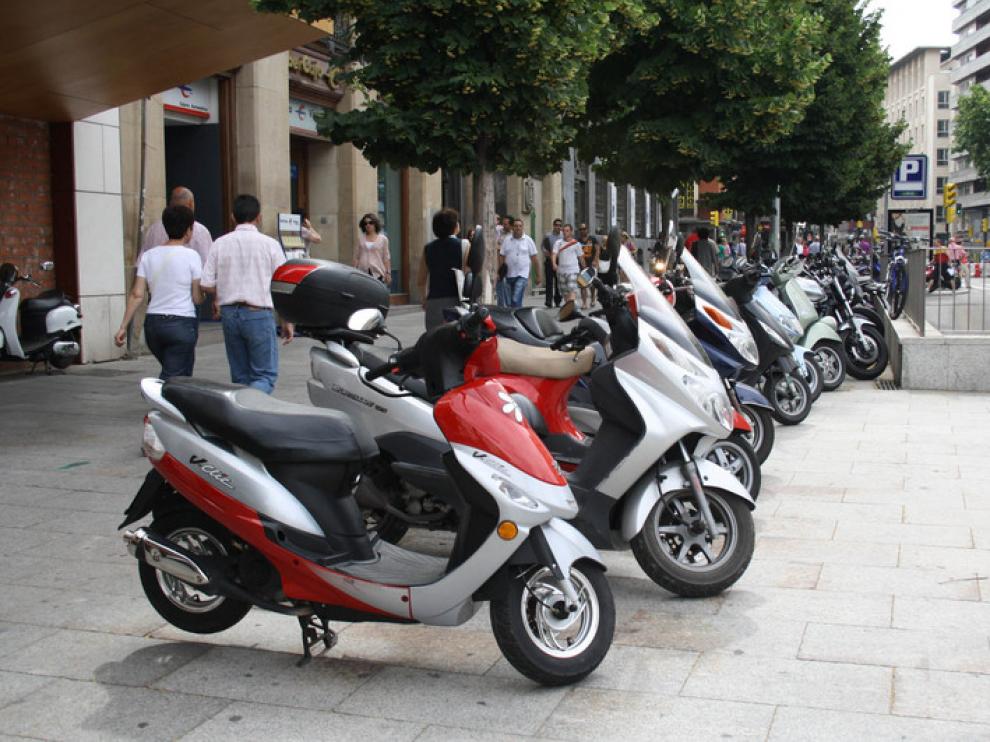Cada vez hay más motos matriculadas en Zaragoza