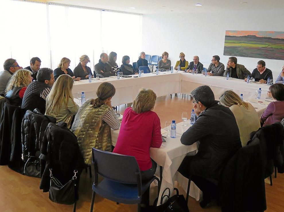 Sesión de trabajo en Bodegas Enate para analizar la comunicación y el vino