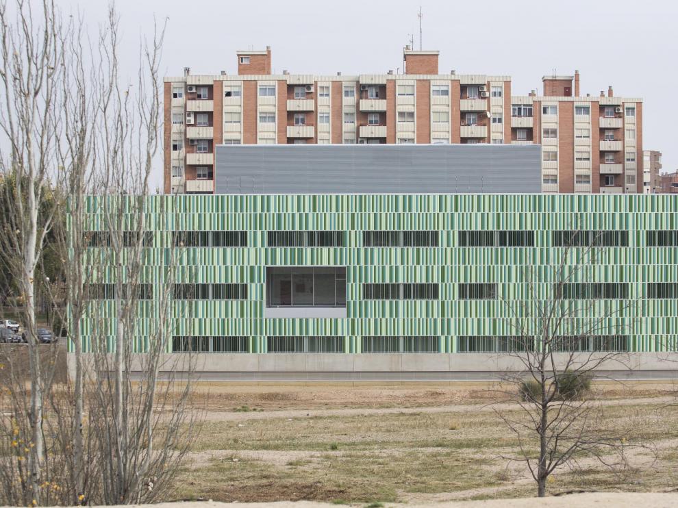 Fachada del nuevo centro de salud de La Almozara