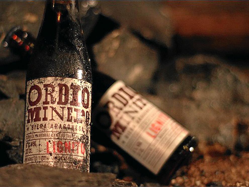La etiqueta de la cerveza recuerda las antiguas minas del Oeste
