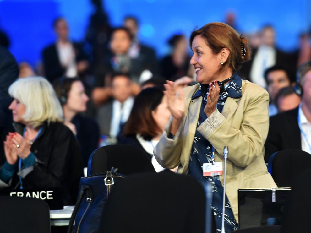 Delegados de la cumbre de Lima celebran el acuerdo alcanzado
