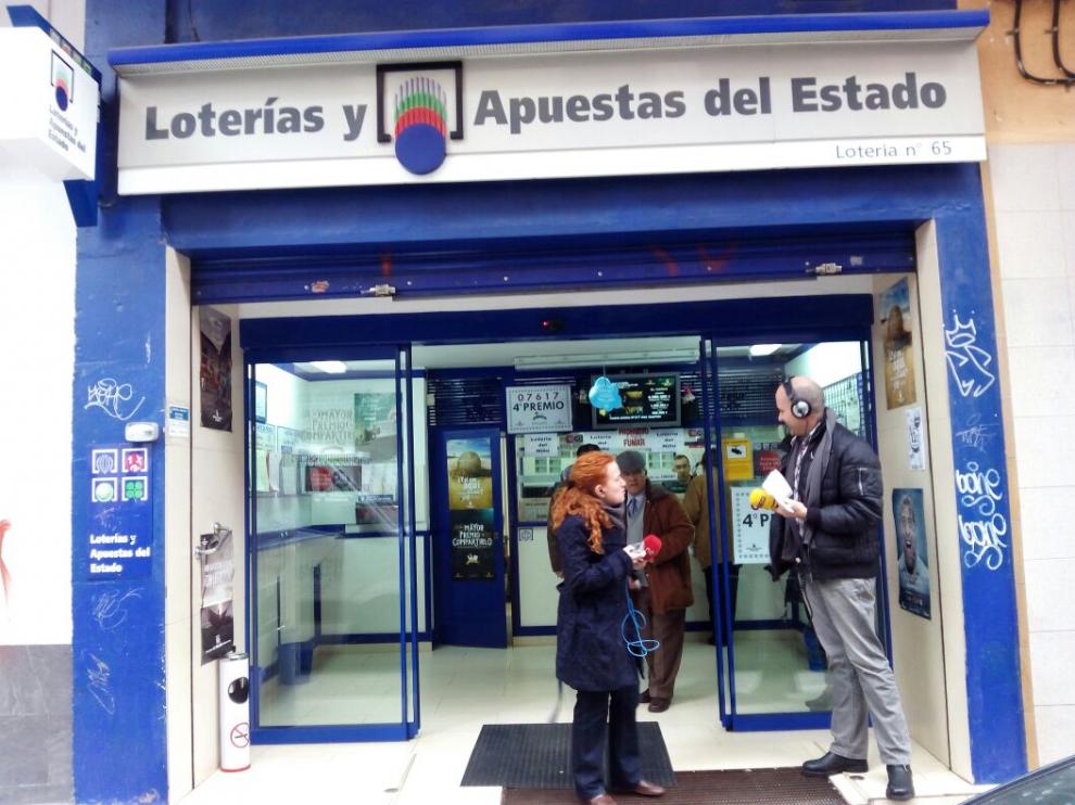 Adimistración premiada con el cuarto premio en la calle La Salina 1 de Zaragoza