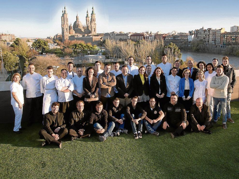 Restaurante Aura De Zaragoza Dos Anos Y En La Cumbre