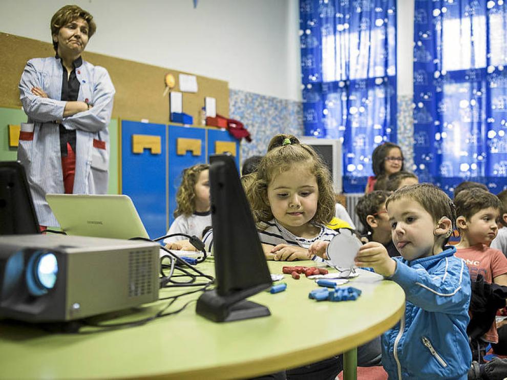 Una de las aulas del colegio de sordos La Purísima de Zaragoza