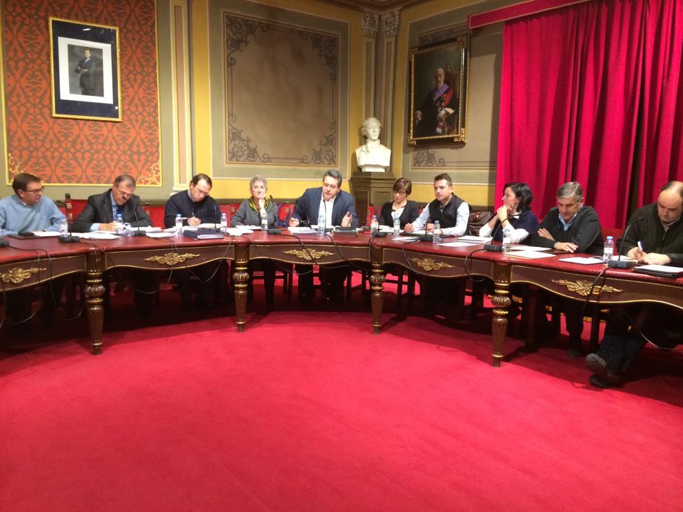 Pleno del ayuntamiento de Barbastro