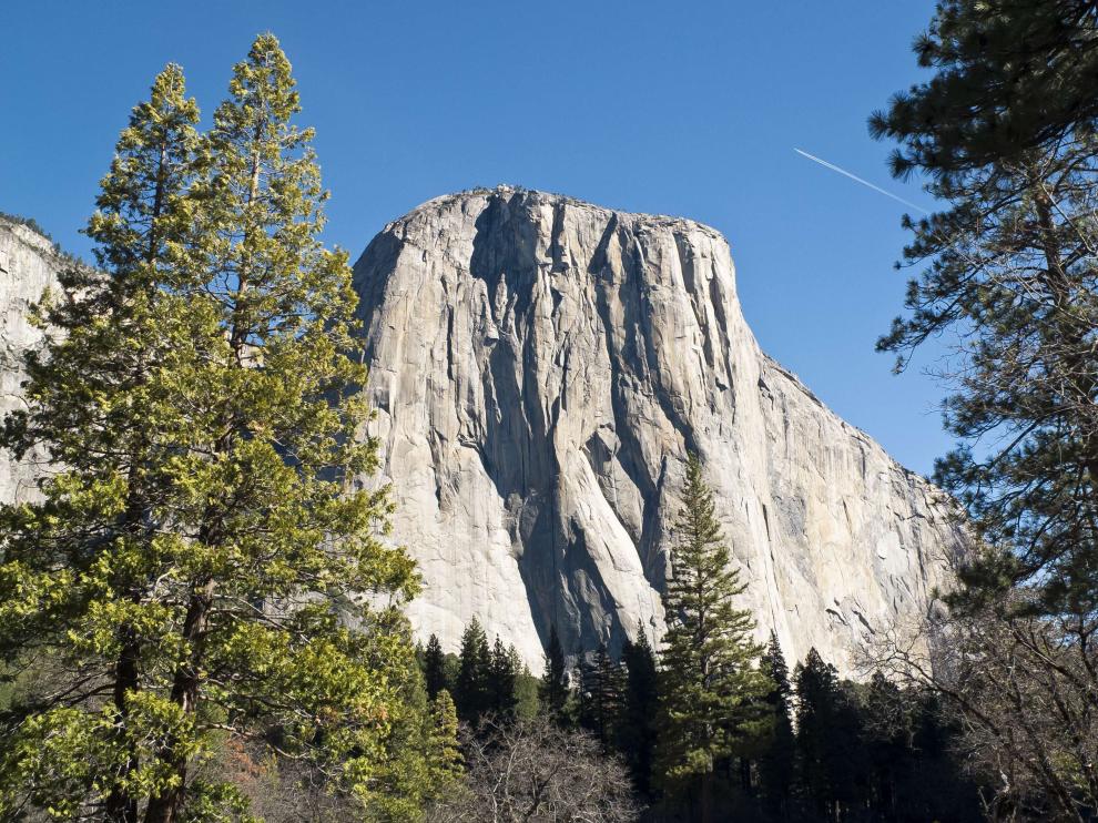 Montaña de granito 'El Capitán' del Valle de Yosemite