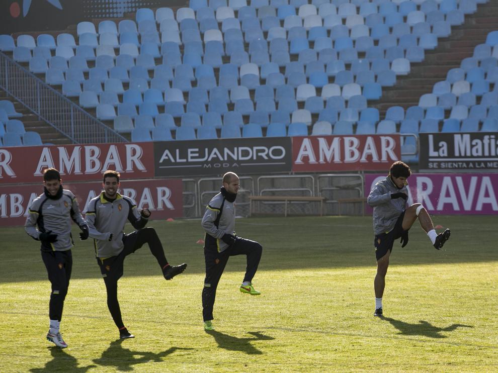 Bono, Cabrera, Basha y Vallejo se ejercitan en el estadio de LaRomareda.