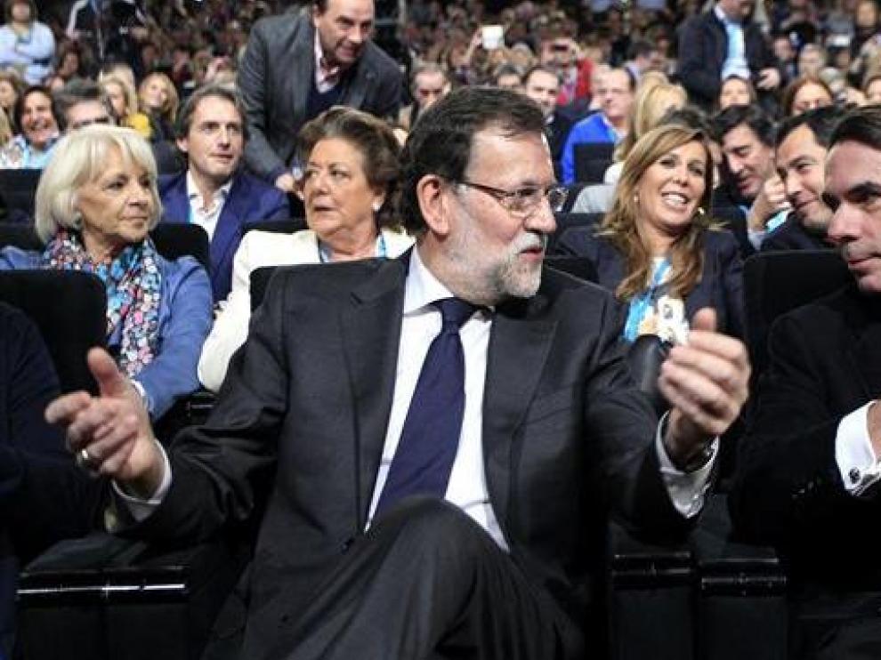 Rajoy responde con un "buenas tardes" a las preguntas sobre las acusaciones de Bárcenas