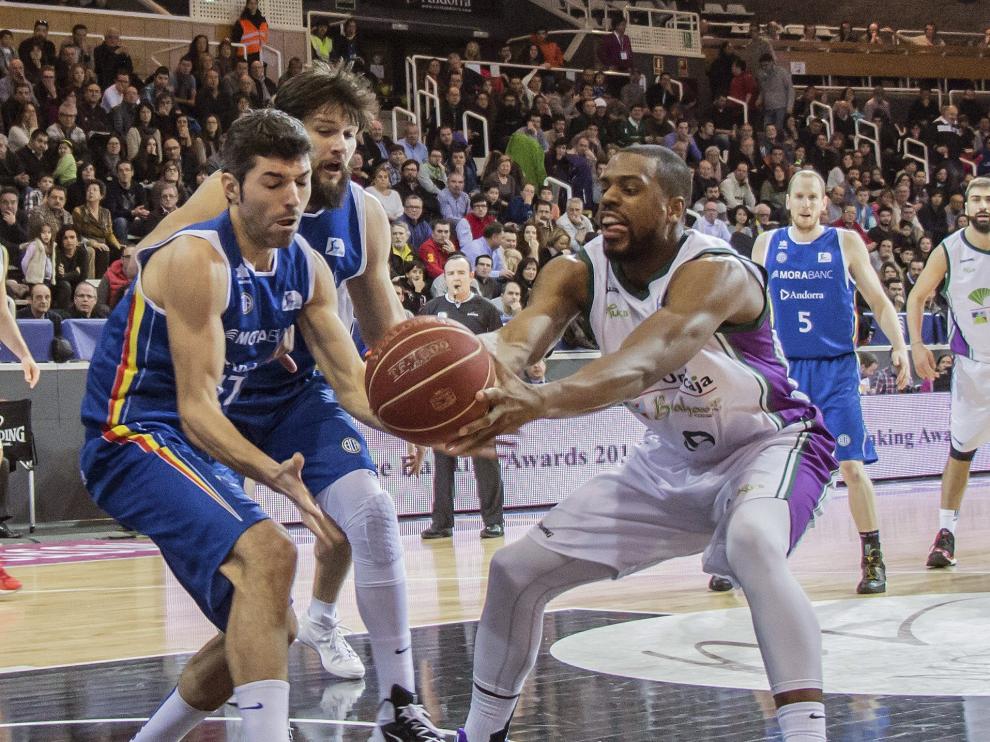 El ala-pívot americano-georgiano del Unicaja