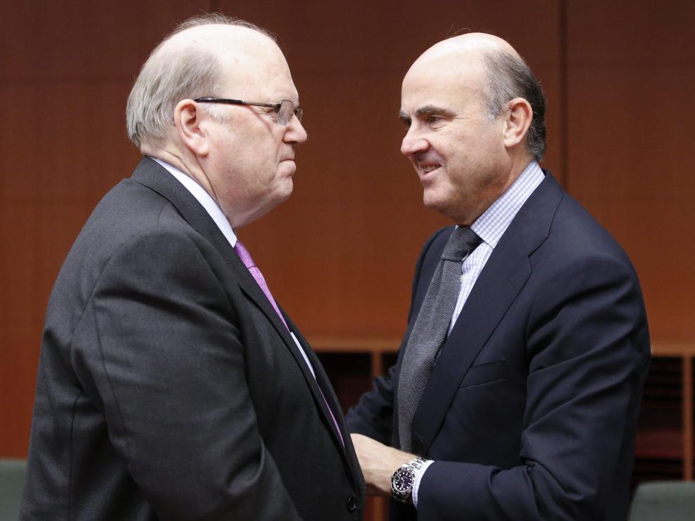 Michael Noonan junto a Luis de Guindos