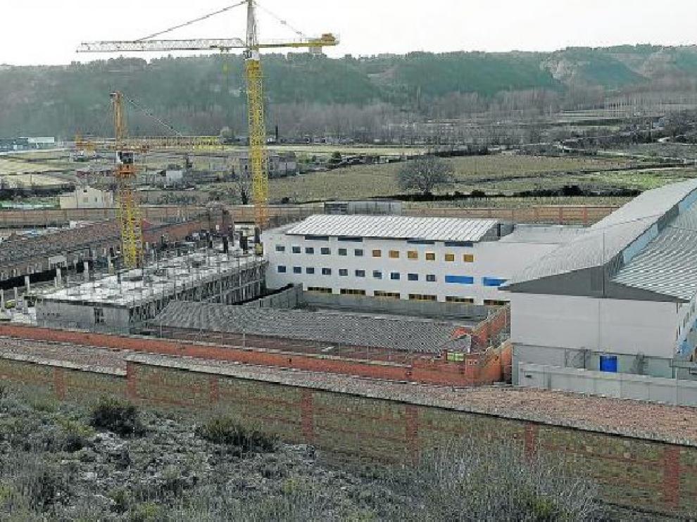Las nuevas instalaciones se levantan en el solar del edificio anterior, demolido casi por completo.