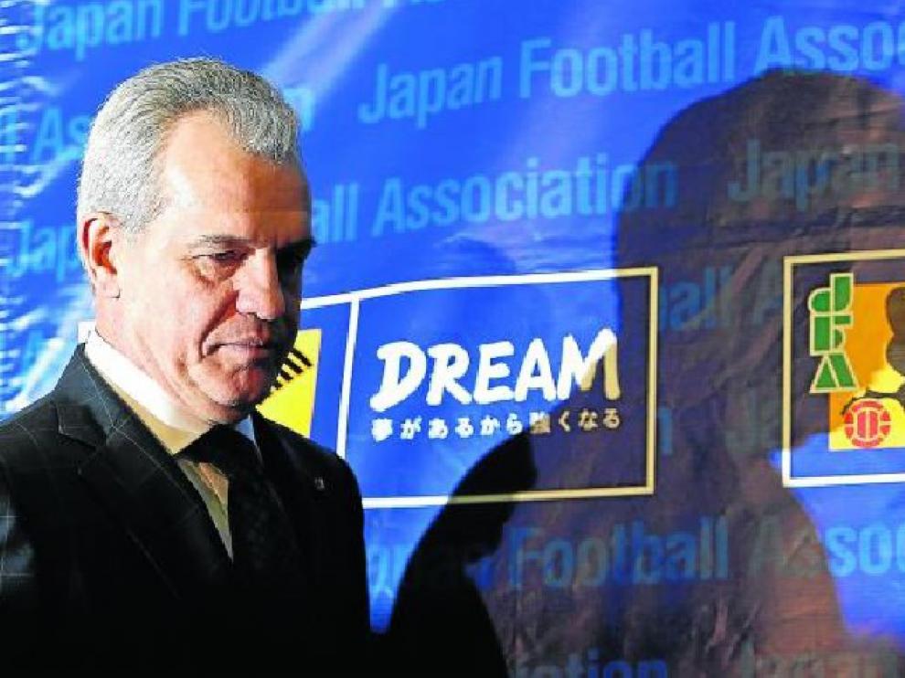 Aguirre en la Asociación de Fútbol de Japón en Tokio, escenario ayer de la rueda de prensa.