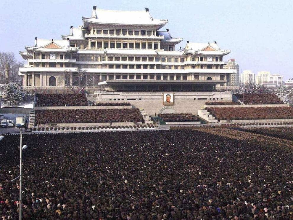 Imagen de los funerales por el líder fallecido Kim Jong-un padre en Corea del Norte en 2011.