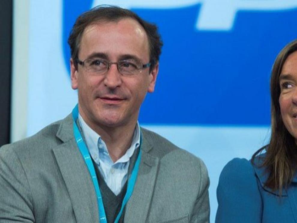 Los afectados por la Hepatitis C denuncian a Alonso y Ana Mato