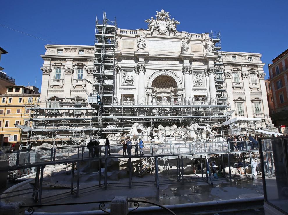 Obras en la Fontana de Trevi