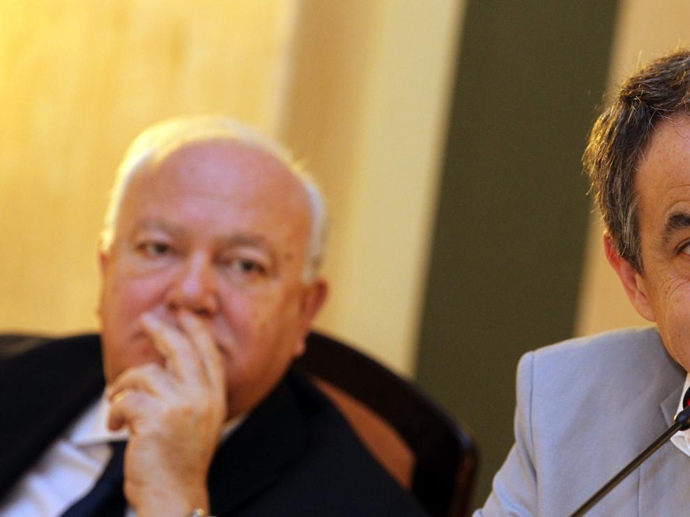 El expresidente Zapatero, junto a Moratinos