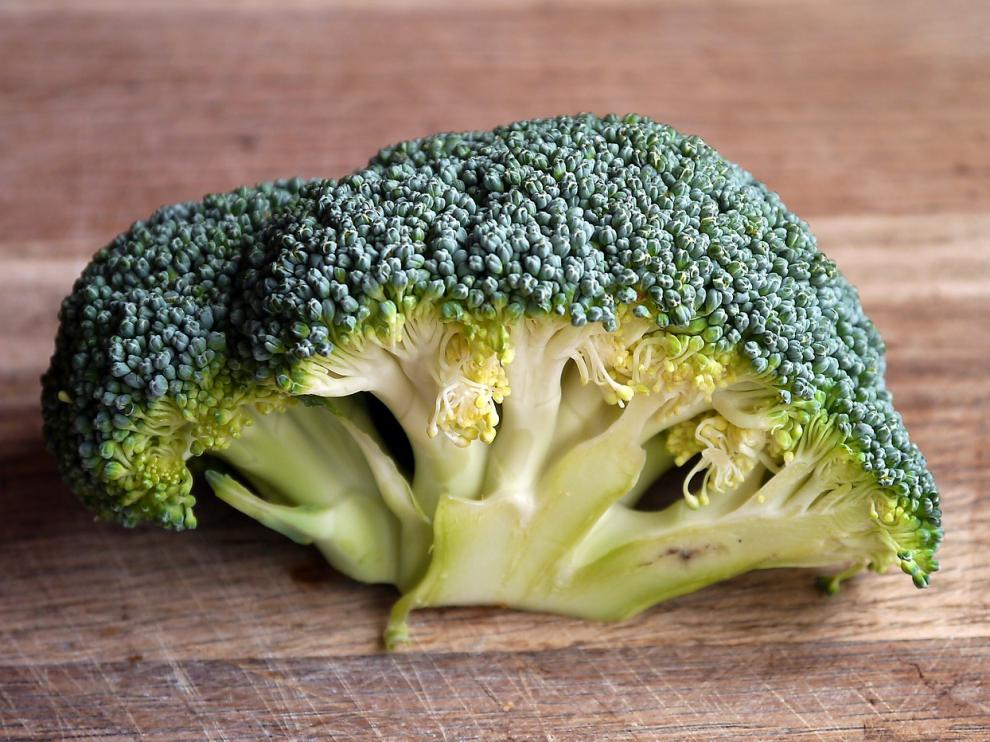 Una dieta rica en vegetales de la familia de las crucíferas como el brócoli puede ayudar a mejorar nuestra salud