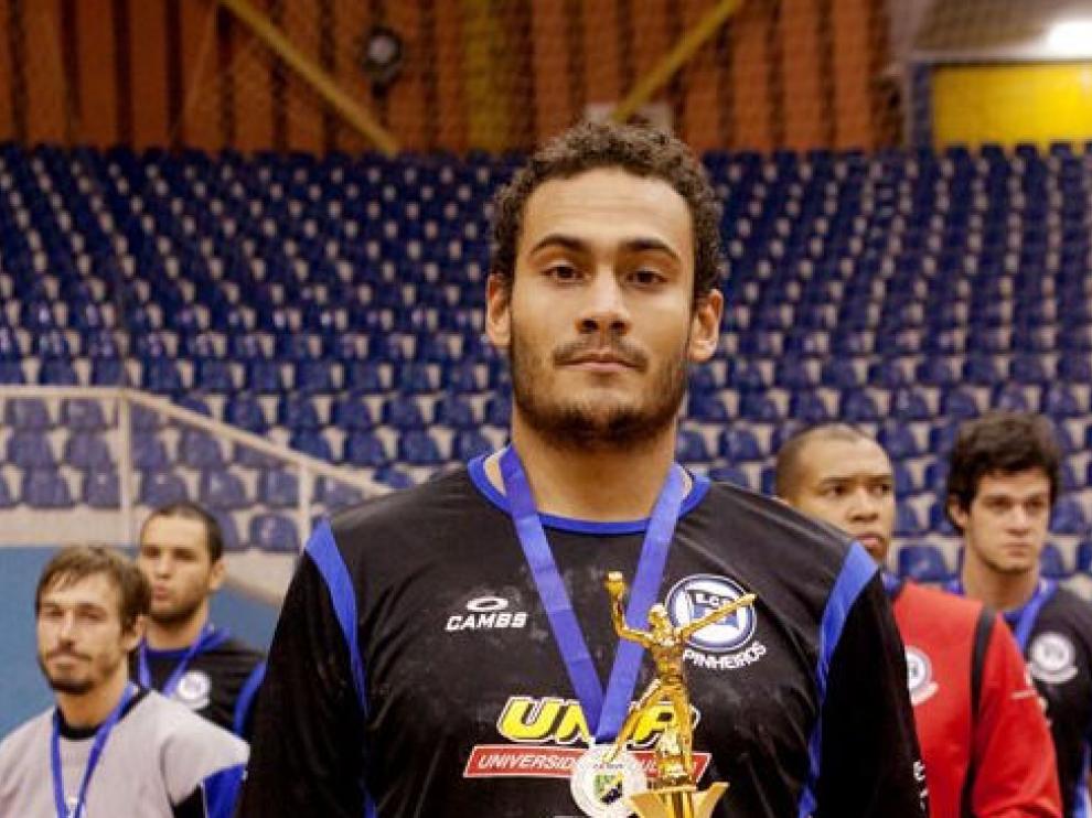 El brasileño Diógenes Cruz Junior ficha por el Bada Huesca