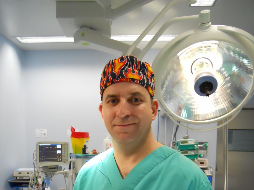 Doctor Jorge Solano, experto en cirugía de obesidad y diabetes