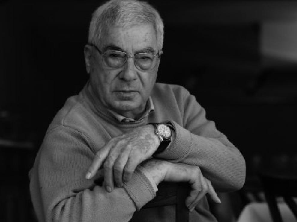 Rafael Azcona, protagonista de un monográfico en el último número de la revista 'Turia'