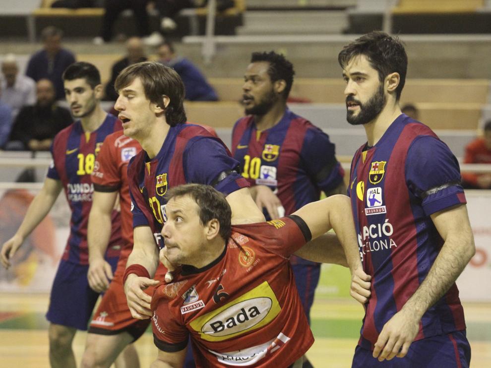 Una imagen del partido del Bada contra el Barça