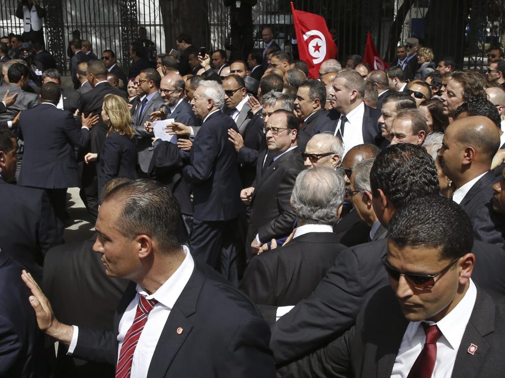 Margallo en Túnez