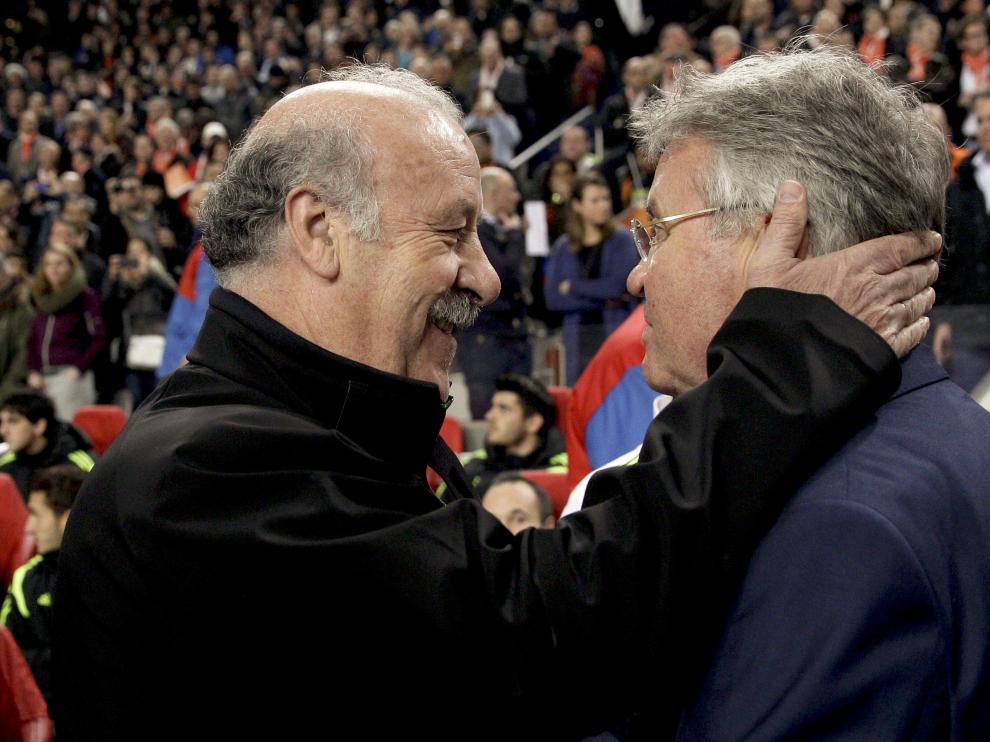 Del Bosque junto al entrenador de Holanda