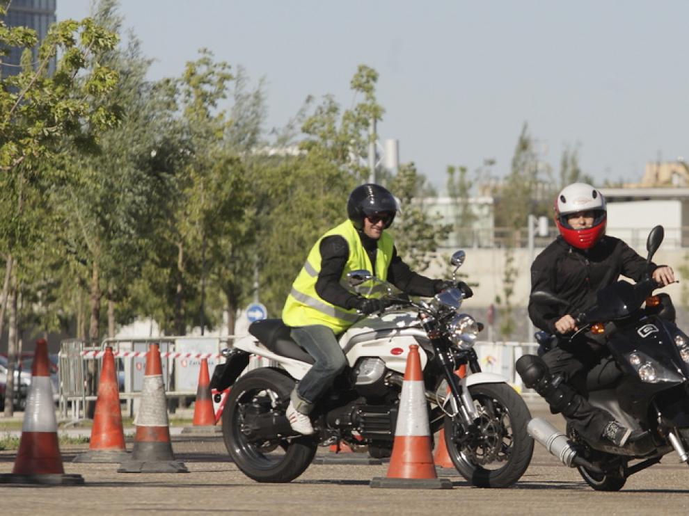 Los examinadores piden que el carné B no sirva para motos tras los últimos accidentes