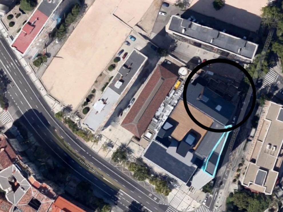 Dos jóvenes mueren al precipitarse desde la terraza del museo Pablo Serrano