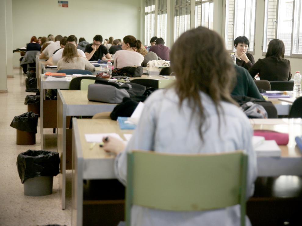 Sala de estudios de Filosofía y Letras.