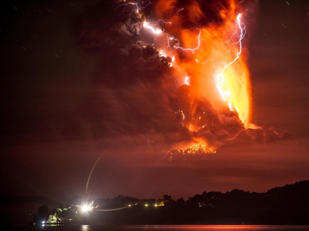 El Calbuco en erupción
