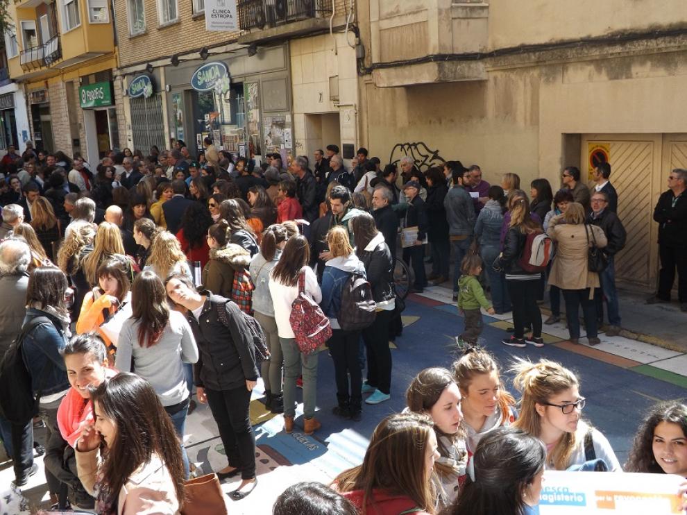 Concentración en Huesca contra la implantación de Magisterio en la USJ