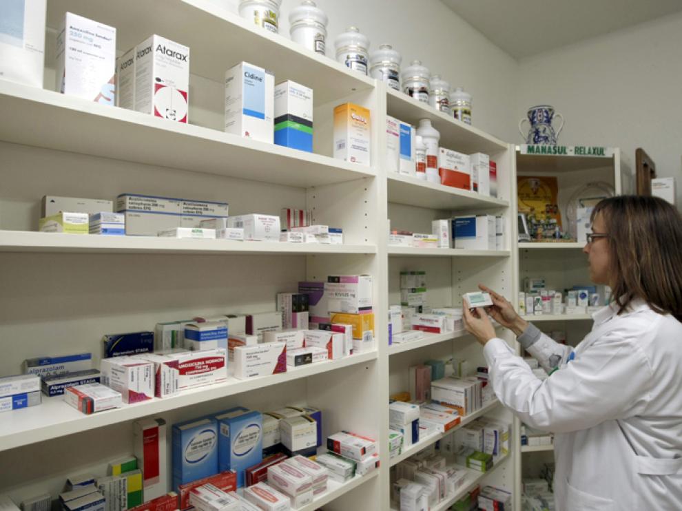 Los farmacéuticos siempre buscan alternativa ante la falta de un medicamento.