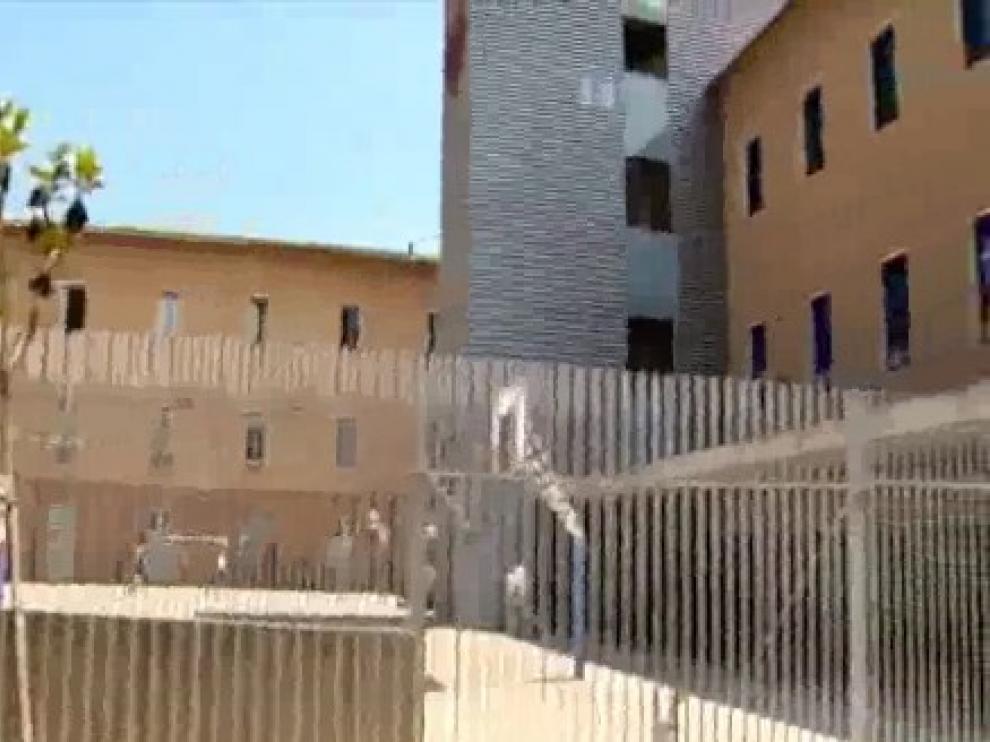 Dos de los ocho compañeros del niño con difteria portadores de la bacteria están libres de difteria.
