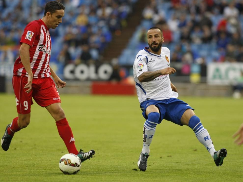 Un momento del Real Zaragoza-Girona