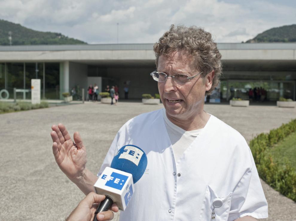 El médico alemán que diagnosticó el caso de difteria del menor de Olot.