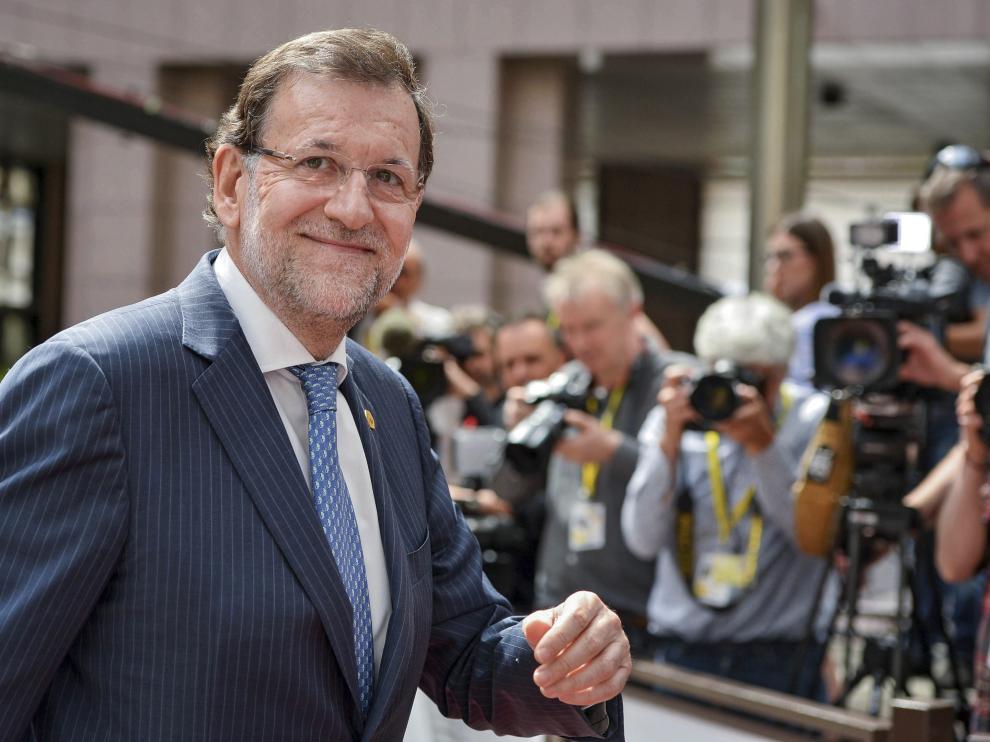 El presidente del Gobierno, Mariano Rajoy, llegando a la cumbre de jefes de Estado.
