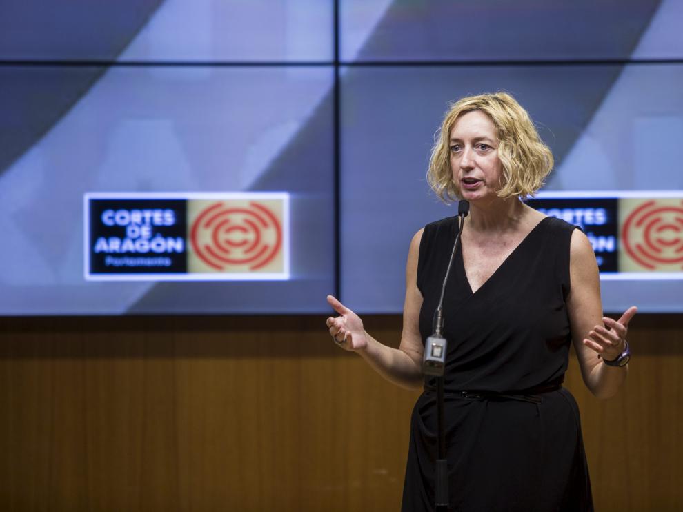 Patricia Luquin en la rueda de prensa