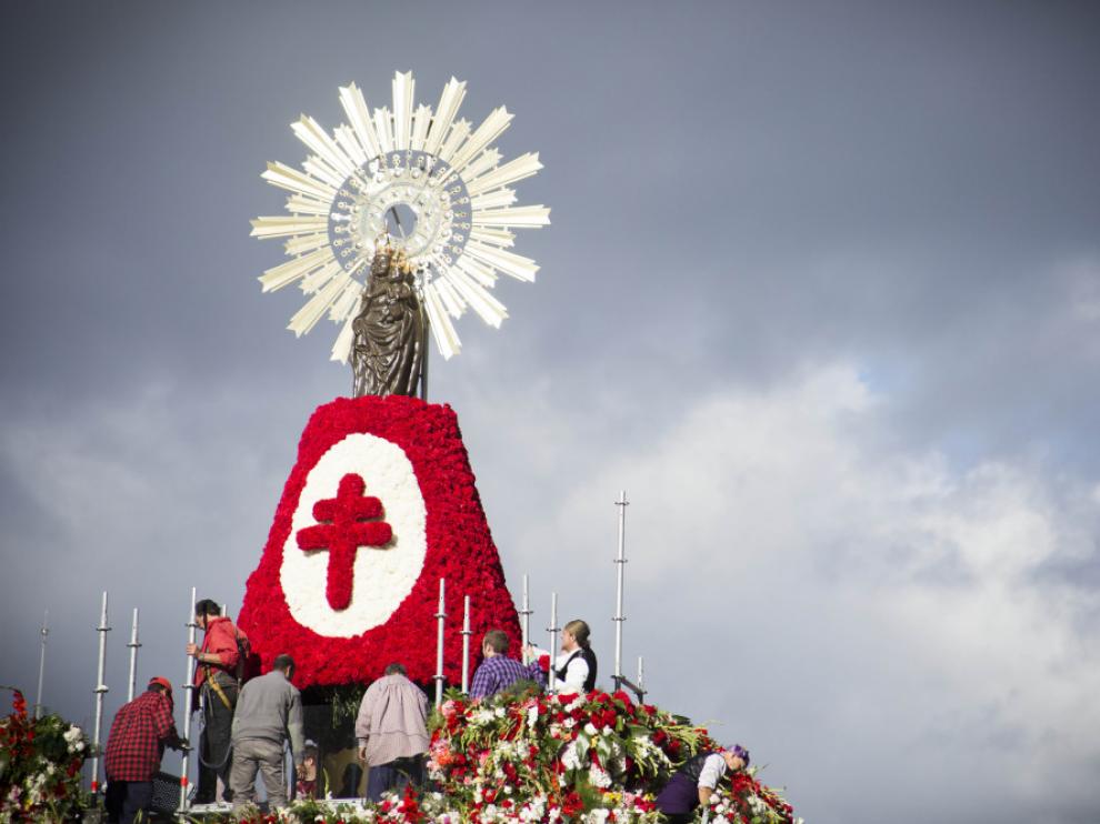 Imagen de la Ofrenda de flores 2014.