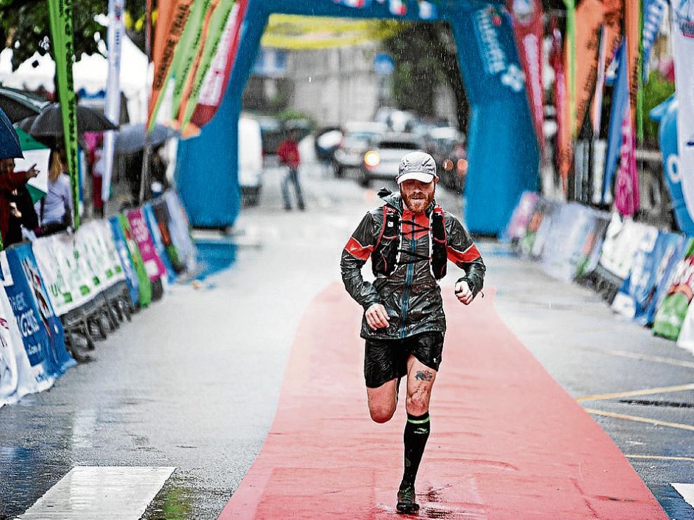 Iván Ramírez, a su llegada a meta el la I Peneda-Geres Trail Adventure.