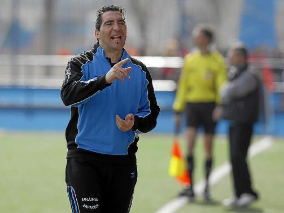 ?Alberto Berna renueva con el Transportes Alcaine
